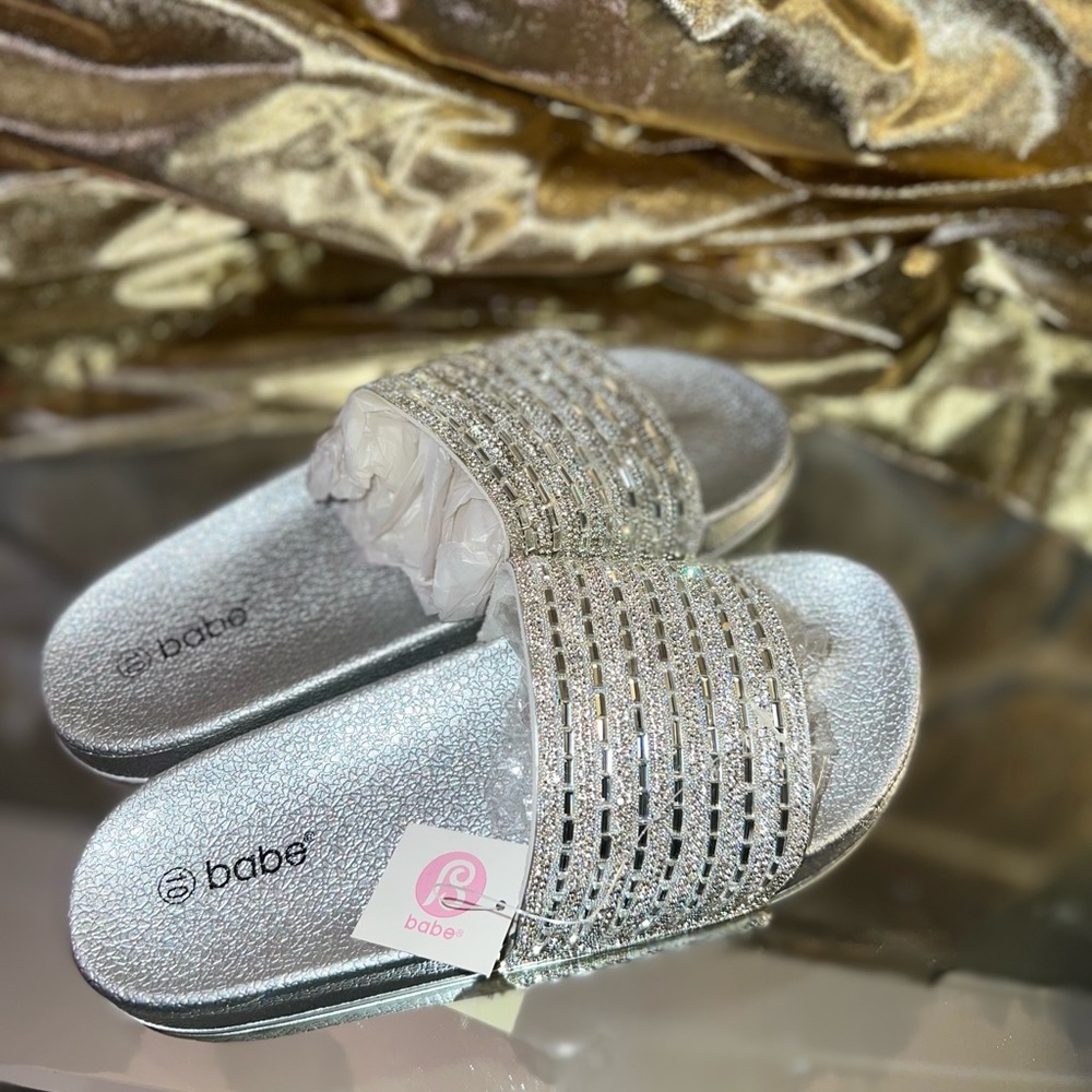 true size|Size 6.5 in women’s(23)Cm| size 5 in children| width- 4inches